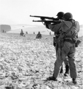 Infantry_near_Bastogne